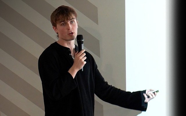 Jake Trinder speaking at a live training